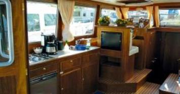 Yachtcharter Bravour 40 2