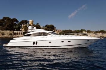 Yachtcharter Sunseeker 2