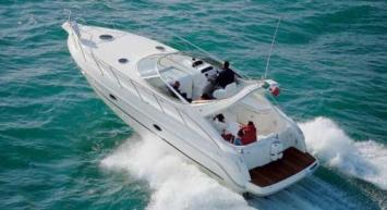 Yachtcharter cranchi 34 zaffiro Luftbild