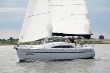 Yachtcharter sunbeam26_2.Seitenansicht