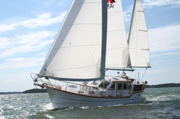 Yachtcharter NAUTICAT 331 SAILING