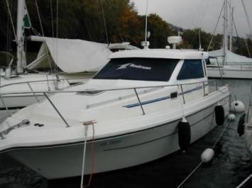 Yachtcharter Rodman 900 (2Cab/1WC) Bug