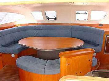 Yachtcharter mattia 51 salon