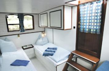 Yachtcharter Kormran 940 heckkabine