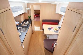 Yachtcharter delphai 830s Salkon