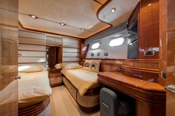 Yachtcharter sunssekr cabin2