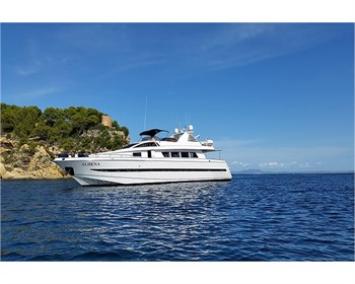 Yachtcharter Astondoa 90