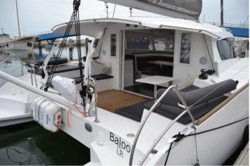 Yachtcharter Aventura 33 Cockpit