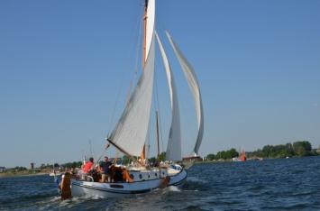 Yachtcharter lemsteraak 10.50
