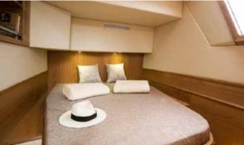 Yachtcharter cabin