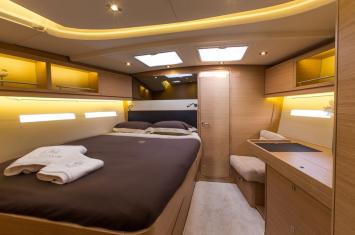 Yachtcharter dufour 56 exclusive bowcabin