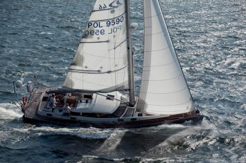 Yachtcharter delphia 46ds