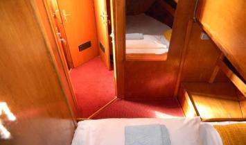 Yachtcharter cabin santa maria