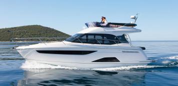 Yachtcharter Bavaria R40 Fly 2cab top