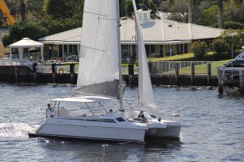 Yachtcharter Gemini 37 banner 2