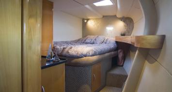 Yachtcharter my464 cabin1