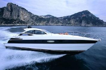 Yachtcharter Pershing 46 top