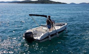 Yachtcharter bluemax 550