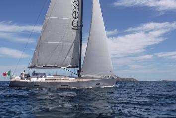 Yachtcharter IceYachts 2015 02