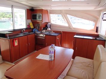 Yachtcharter Leopard 44 8