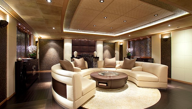 SUNRAYS – Interieur