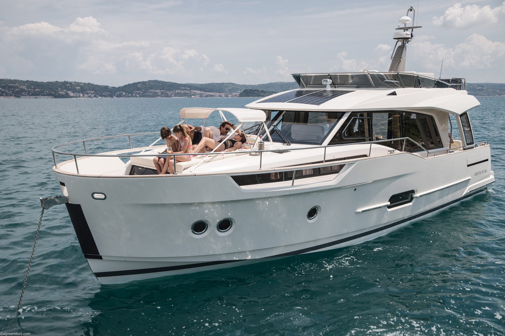 Greenline Fly Hybrid 48 Sarkis de Karabas, Foto 2