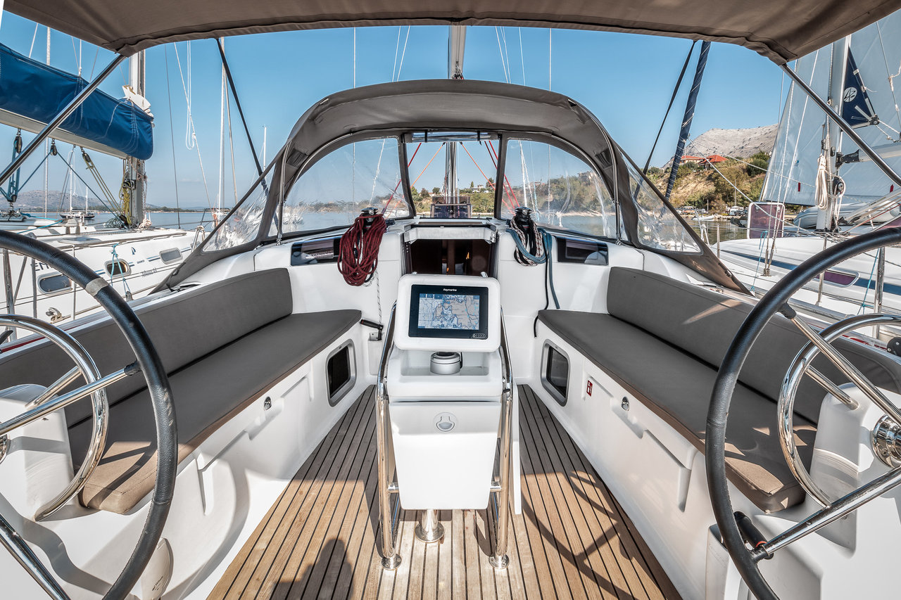 Sun Odyssey 449 Fos, Foto 3