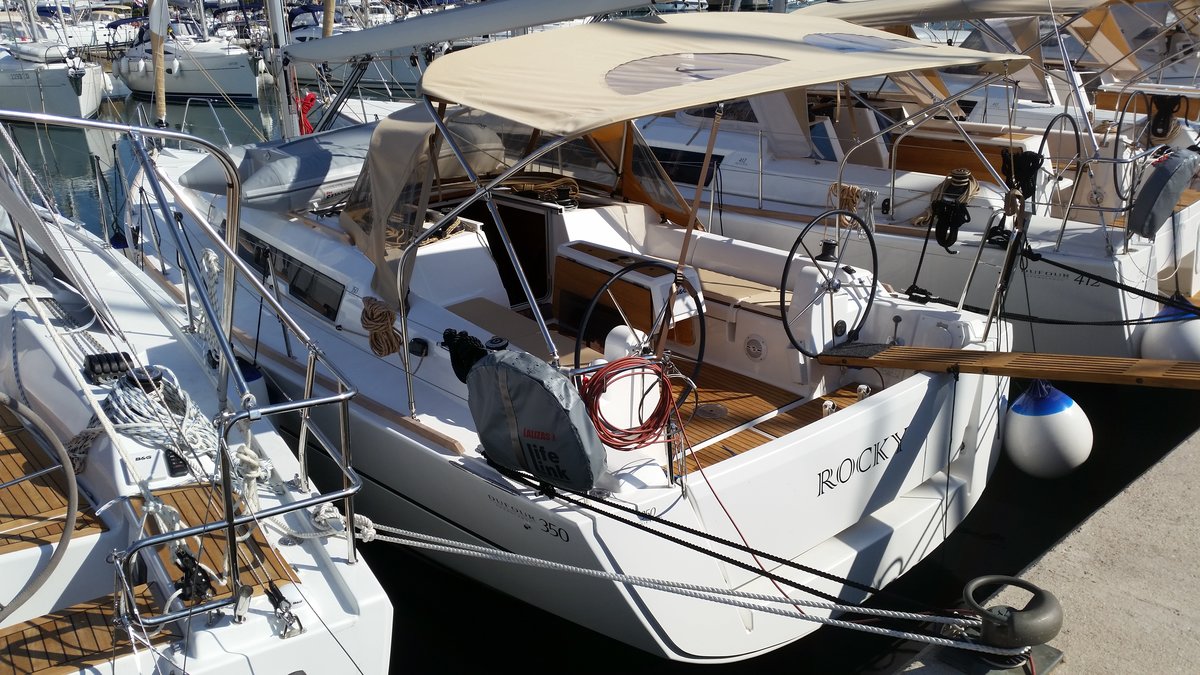 Dufour 350 Grand Large Top image