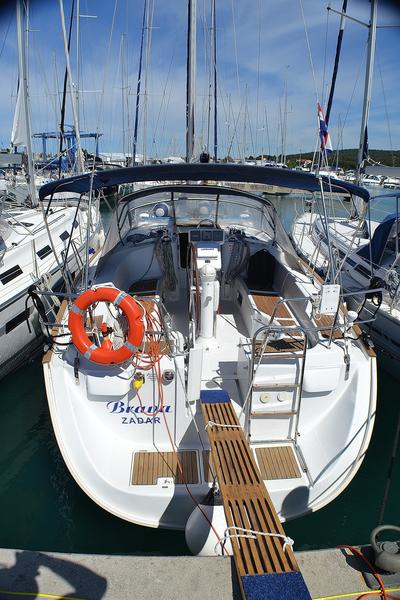Oceanis Clipper 423  Top image