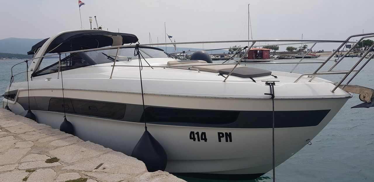 Bavaria Sport 400 Open Top image