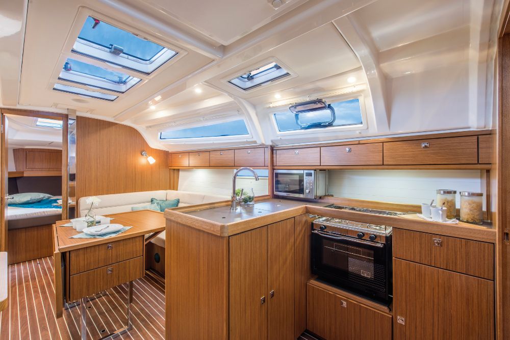 Bavaria Cruiser 37 Mola 2027 Bavaria Cruiser 37 (2 Kab.) Gb 1, Foto 2