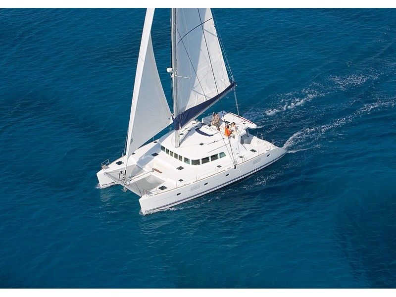 Lagoon 500  Top image