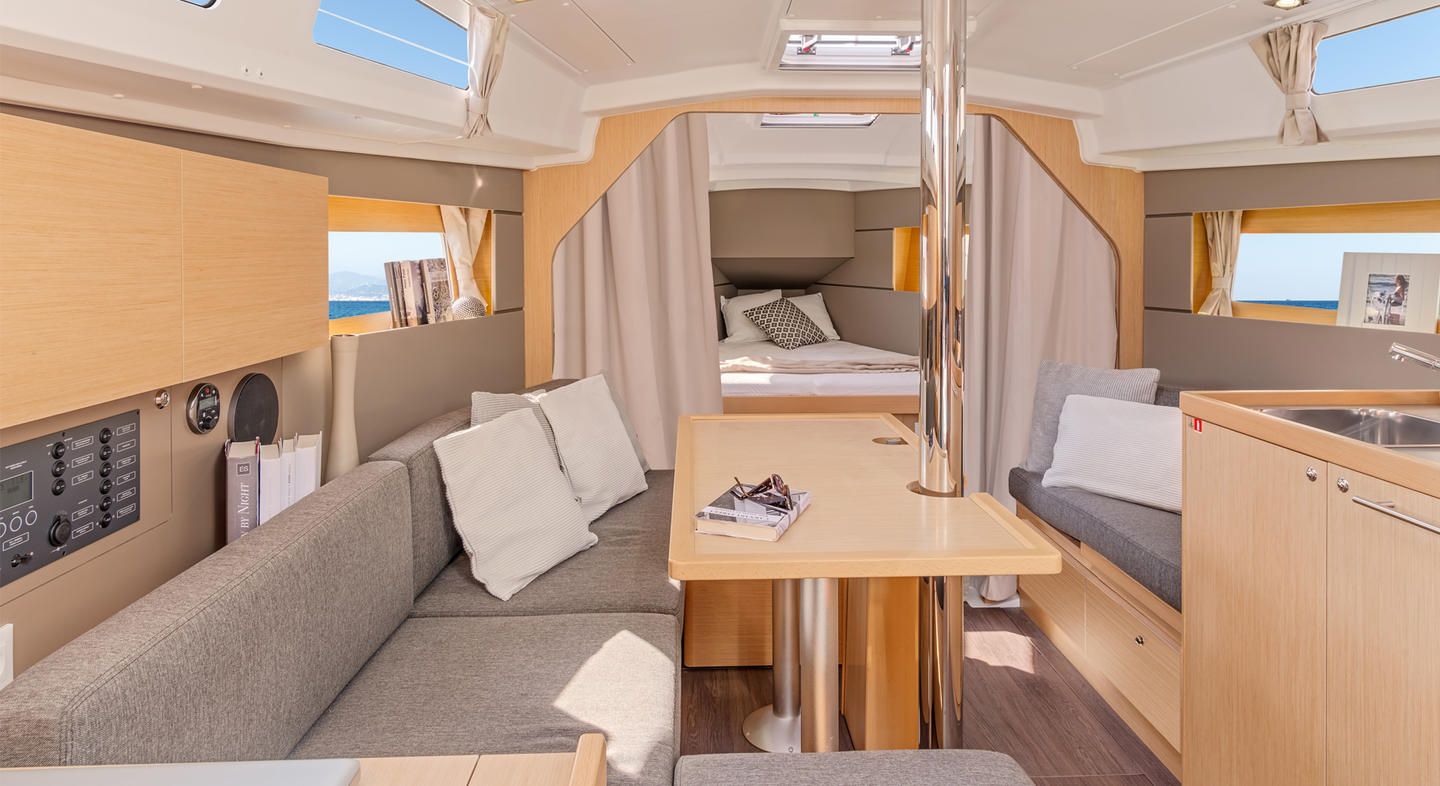 Oceanis 35 Hobbit, Foto 4