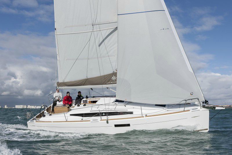 Sun Odyssey 349  Top image
