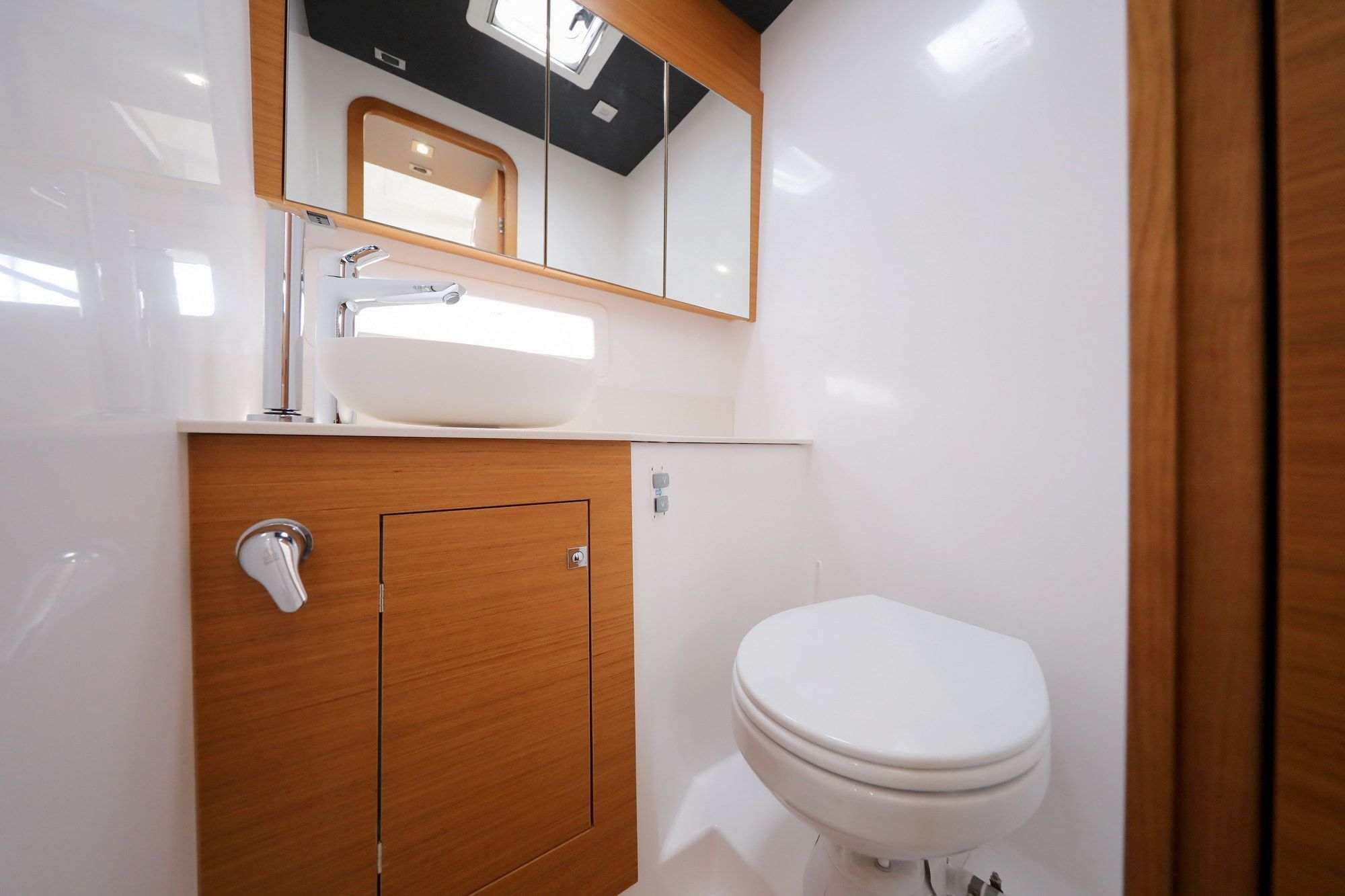 Dufour 48 Catamaran Frida, Foto 3