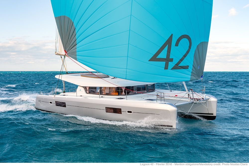 Lagoon 42  Top image