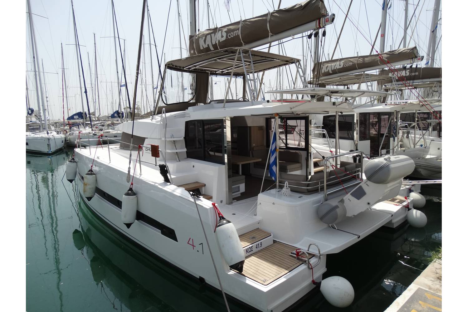 Bali 4.1 (4cab) „Kos 41.15“ als Charteryacht