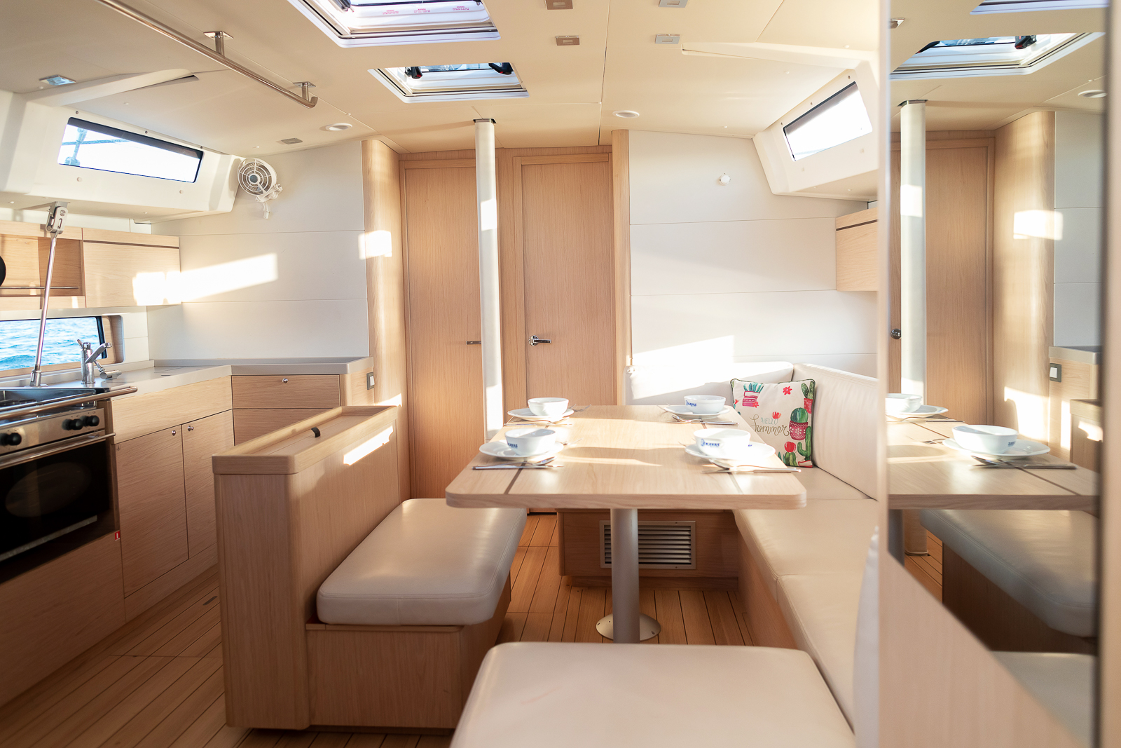 Oceanis 46.1 Kos 46.4, Foto 3