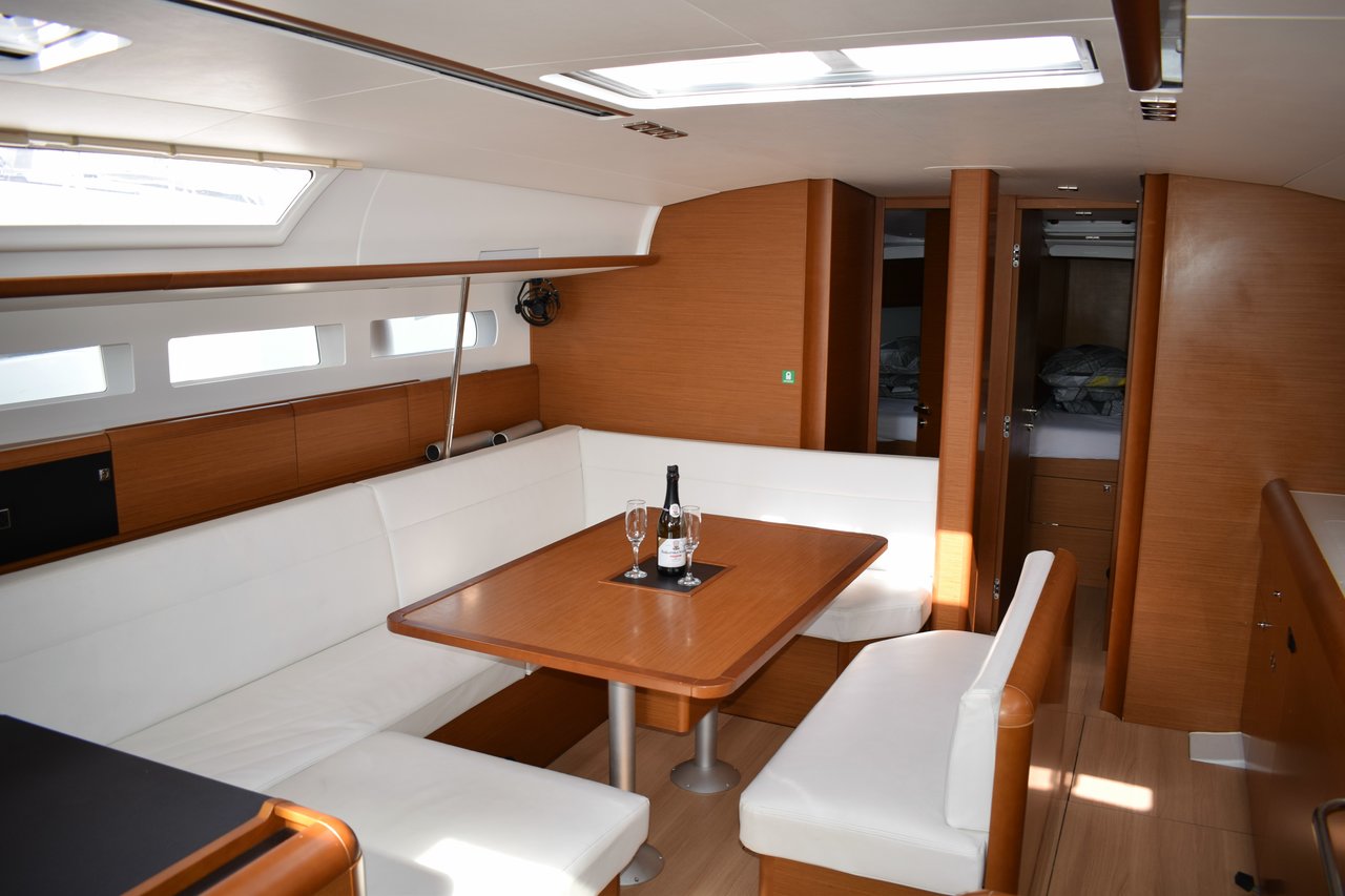 Sun Odyssey 519, Foto 2