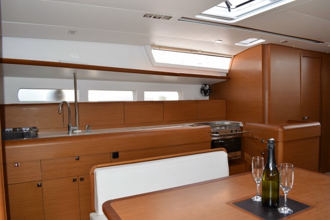 Sun Odyssey 519, Foto 3