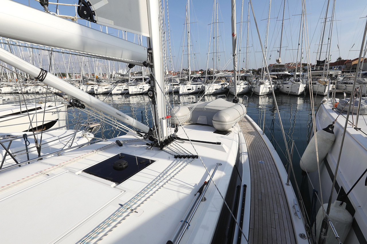 Bavaria C42 Silver Seagull, Foto 3