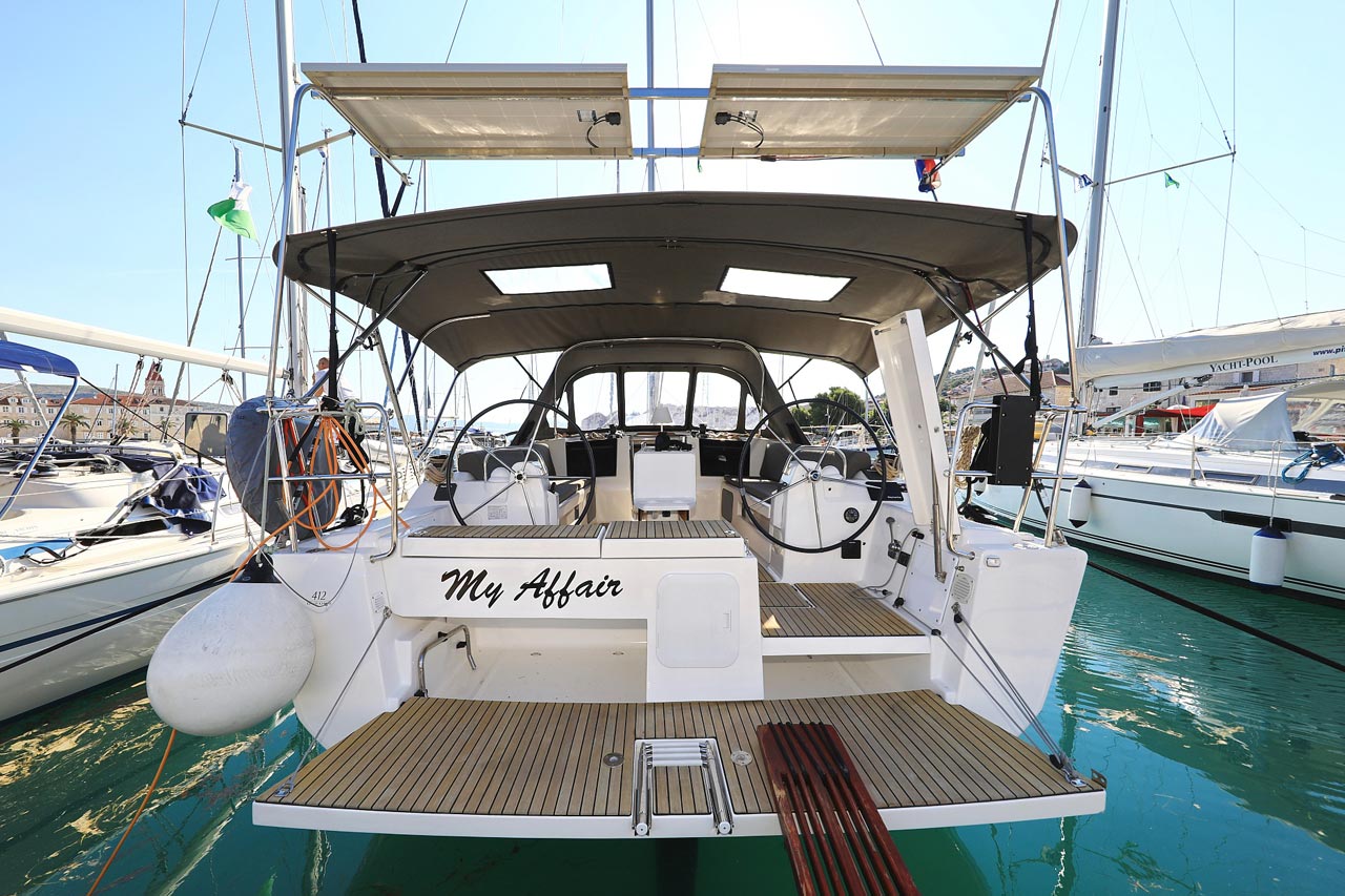 Dufour 412 Grand Large  Top image