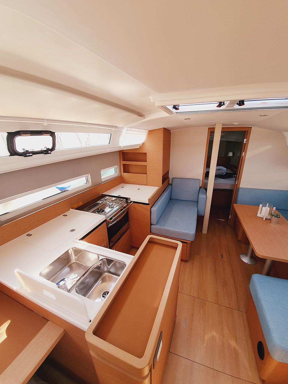 Sun Odyssey 410, Foto 5