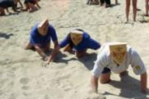 Südfrankreich Charter: Strandspiele - Zählen zu 50% bei der Gesamtwertung der Regatta