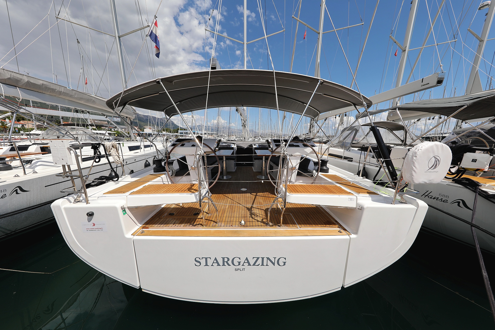 Hanse 548  Top image