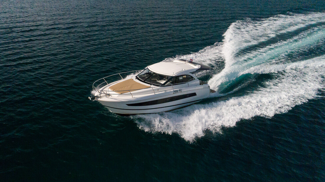Leader 36 „Leader 36“ als Charteryacht