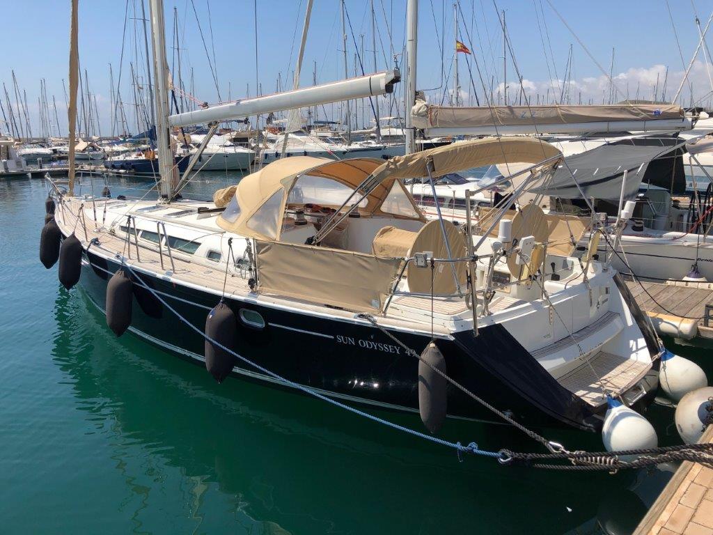 Sun Odyssey 49  Top image