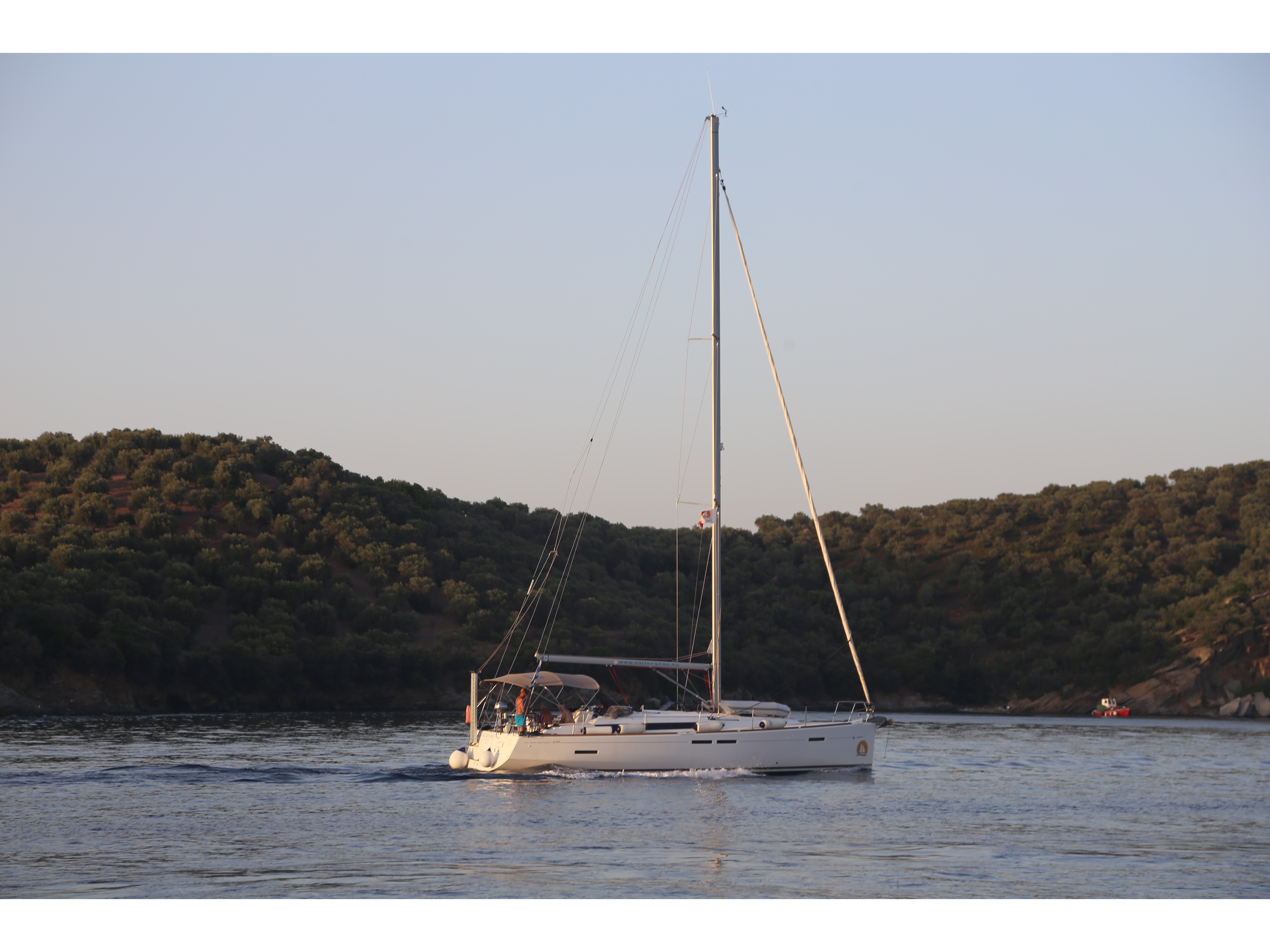 Sun Odyssey 439  Top image