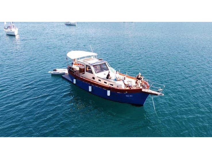 Leut „Vagabundo“ als Charteryacht