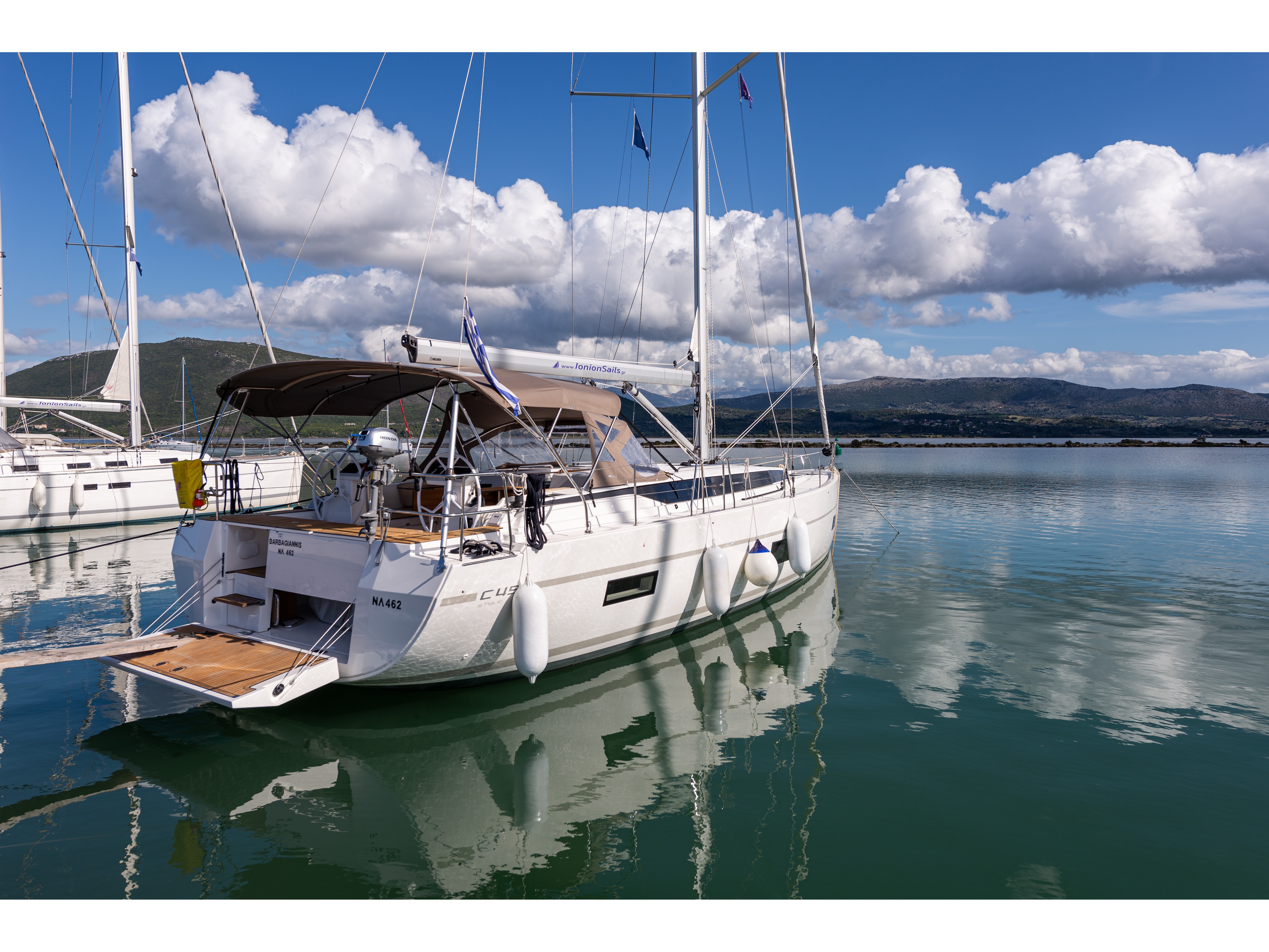 Bavaria C45 „Barbagiannis“ als Charteryacht